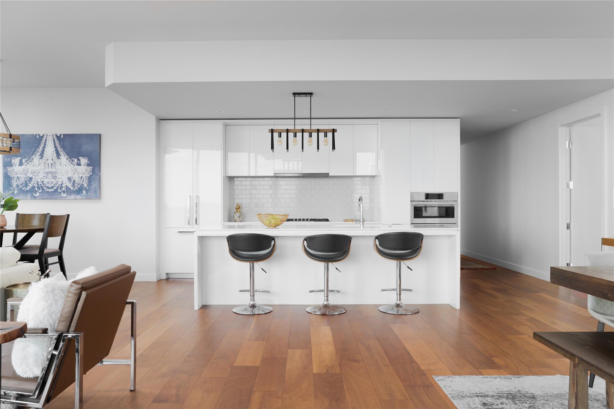 44 East Avenue Austin TX 78701