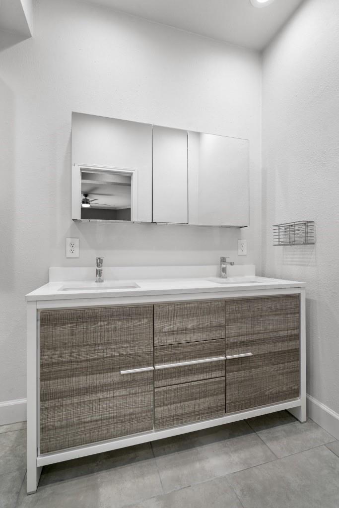 1741 Spyglass Drive Austin TX 78746