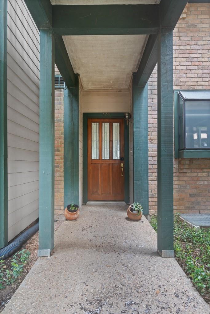1741 Spyglass Drive Austin TX 78746