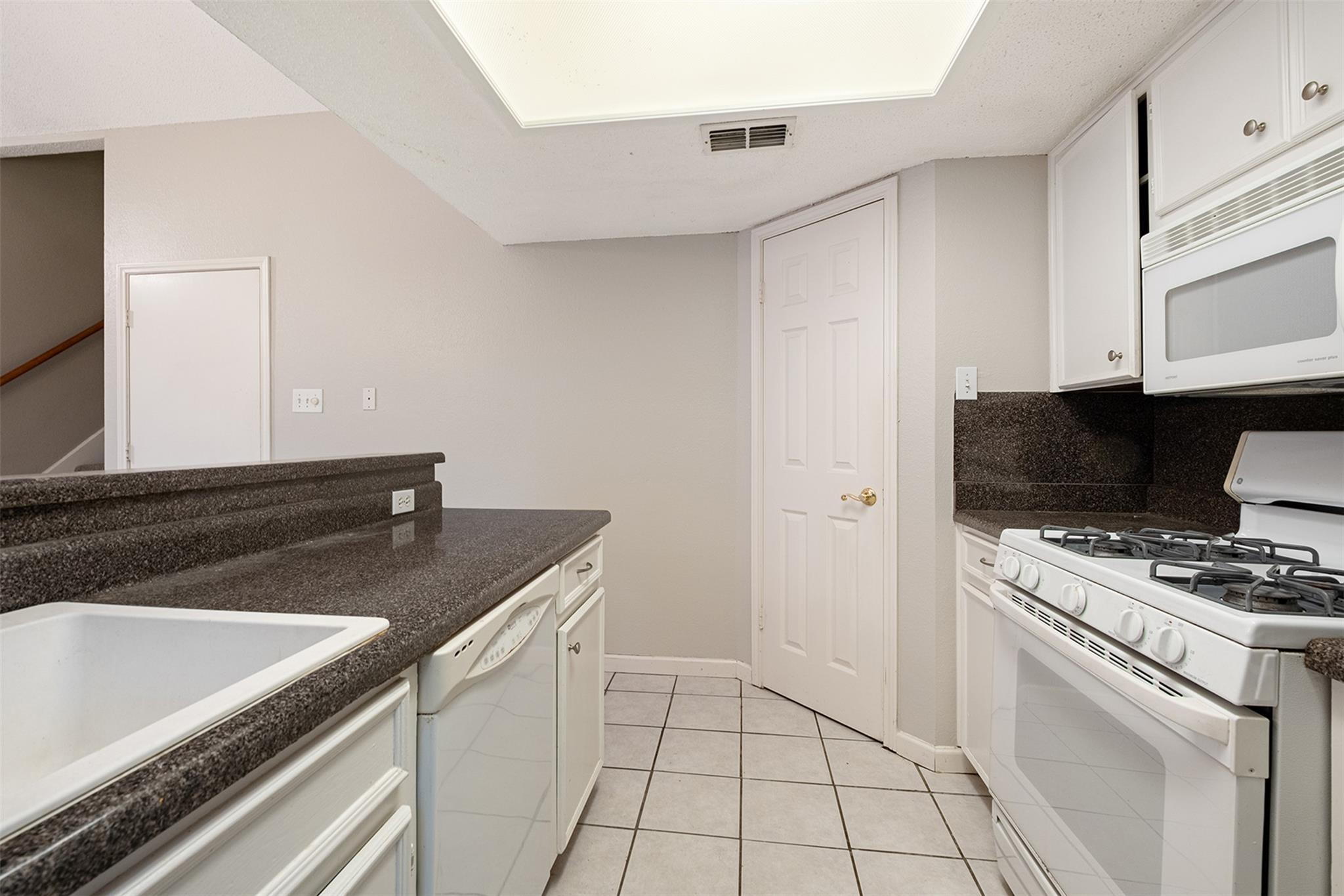 1245 Orchard Park Circle Pflugerville TX 78660