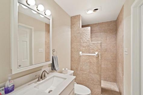 1601 Judy Lynn Drive Spicewood TX 78669