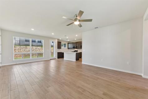 105 Antoinette Way San Marcos TX 78666