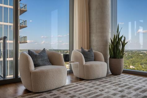 44 East Avenue Austin TX 78701