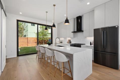 1104 1/2 Gunter Street Austin TX 78702