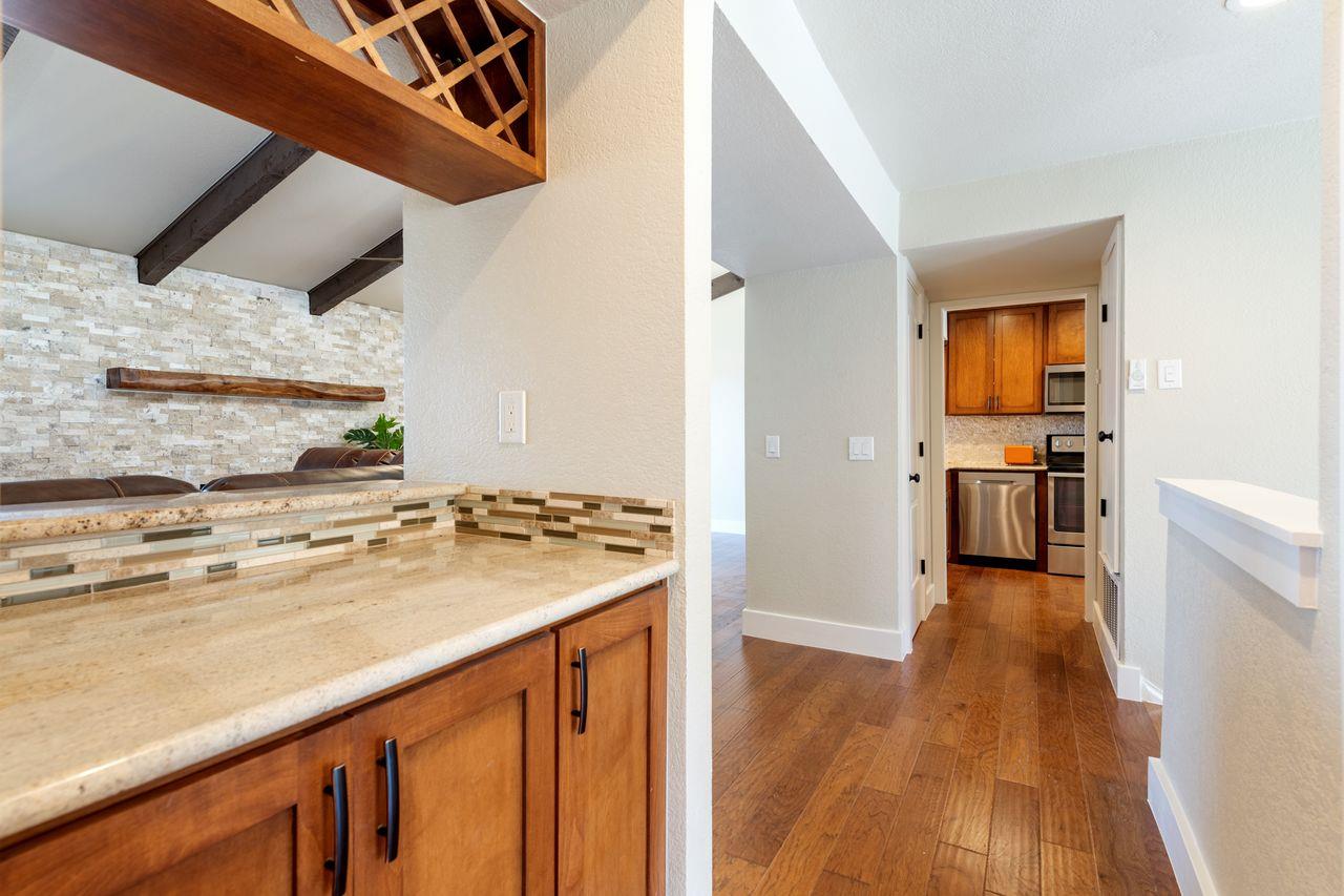 402 Hi Stirrup Horseshoe Bay TX 78657