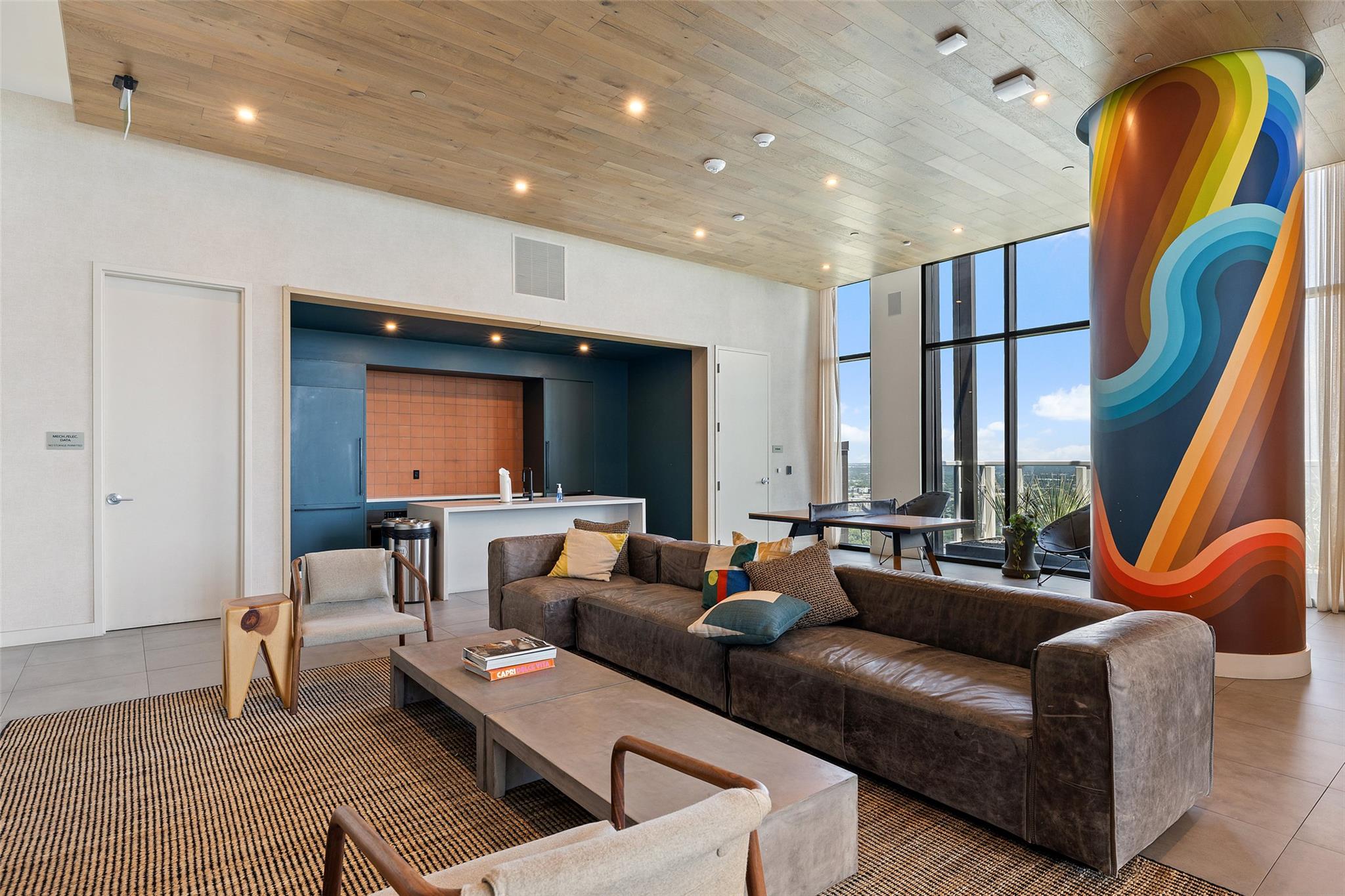 48 East Avenue Austin TX 78701