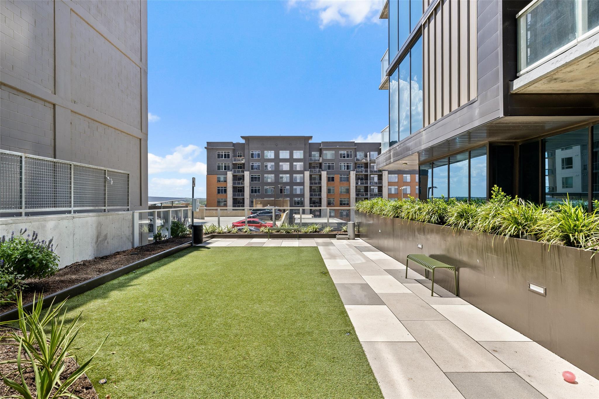 48 East Avenue Austin TX 78701