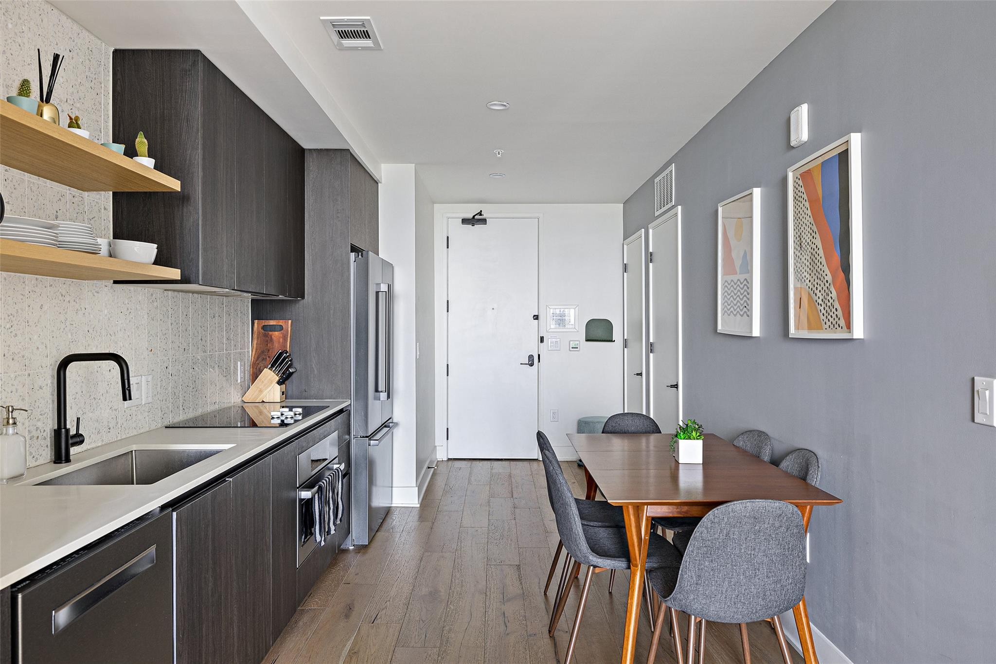 48 East Avenue Austin TX 78701