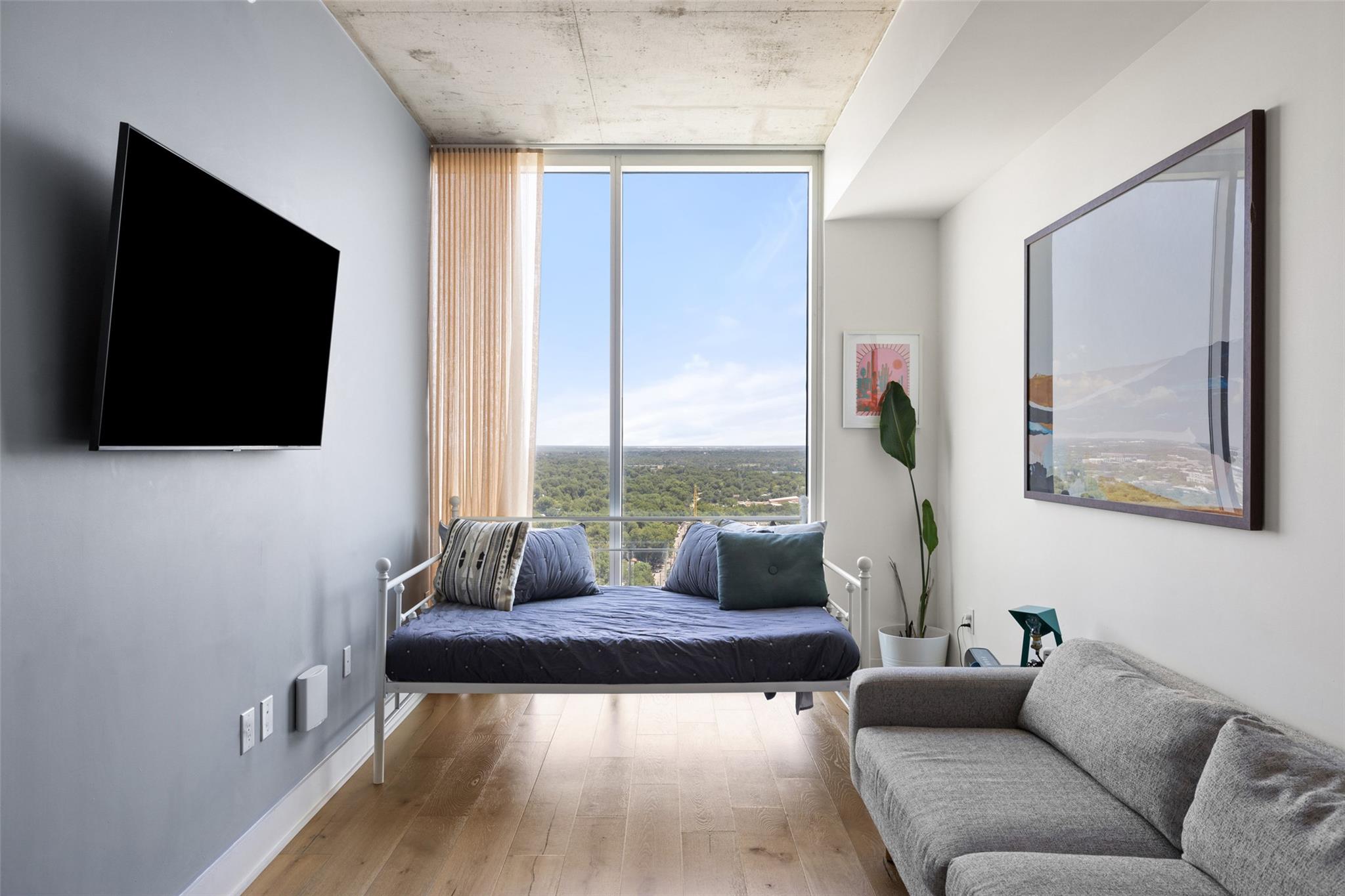48 East Avenue Austin TX 78701
