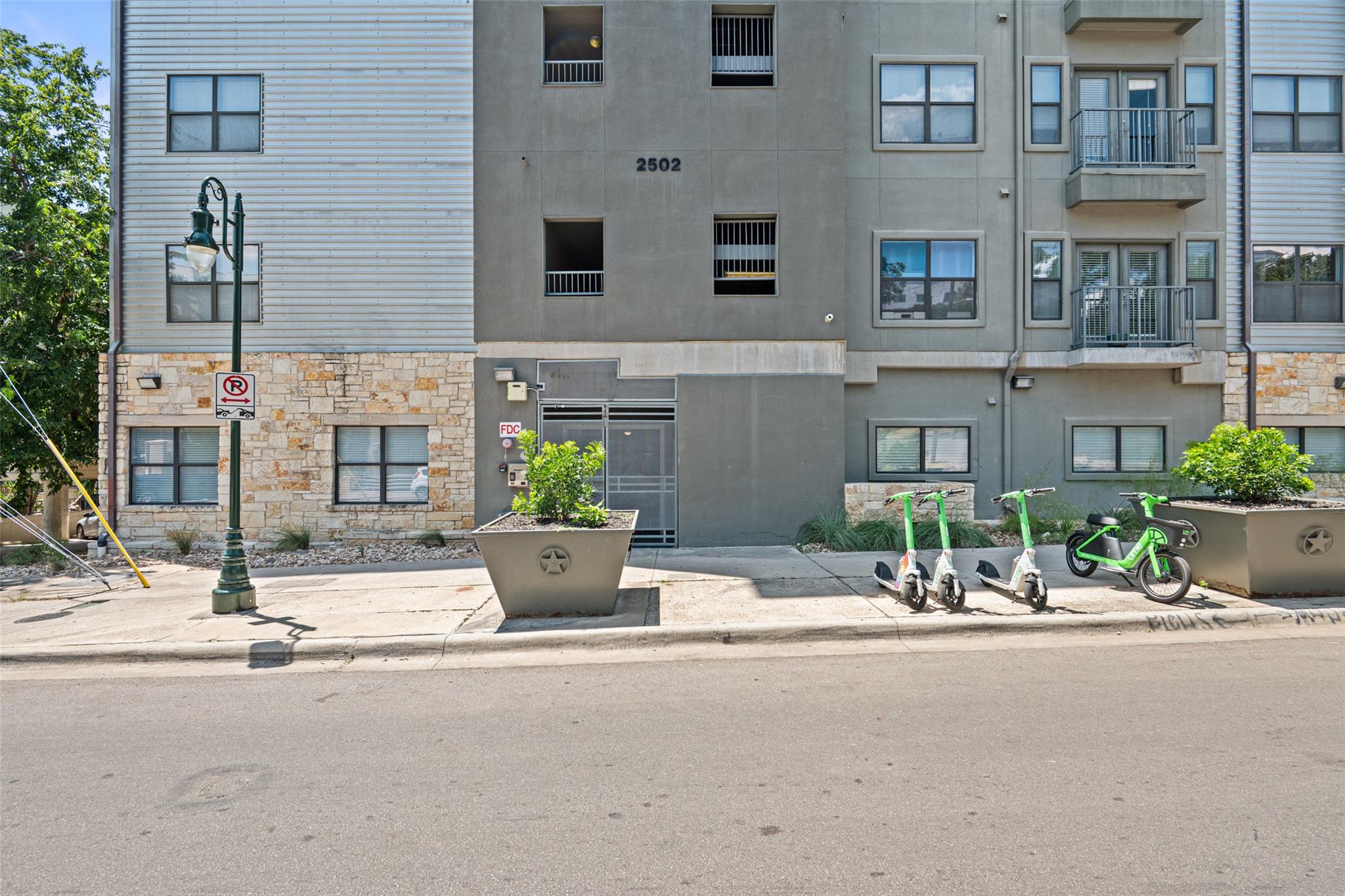 2502 Leon Street Austin TX 78705