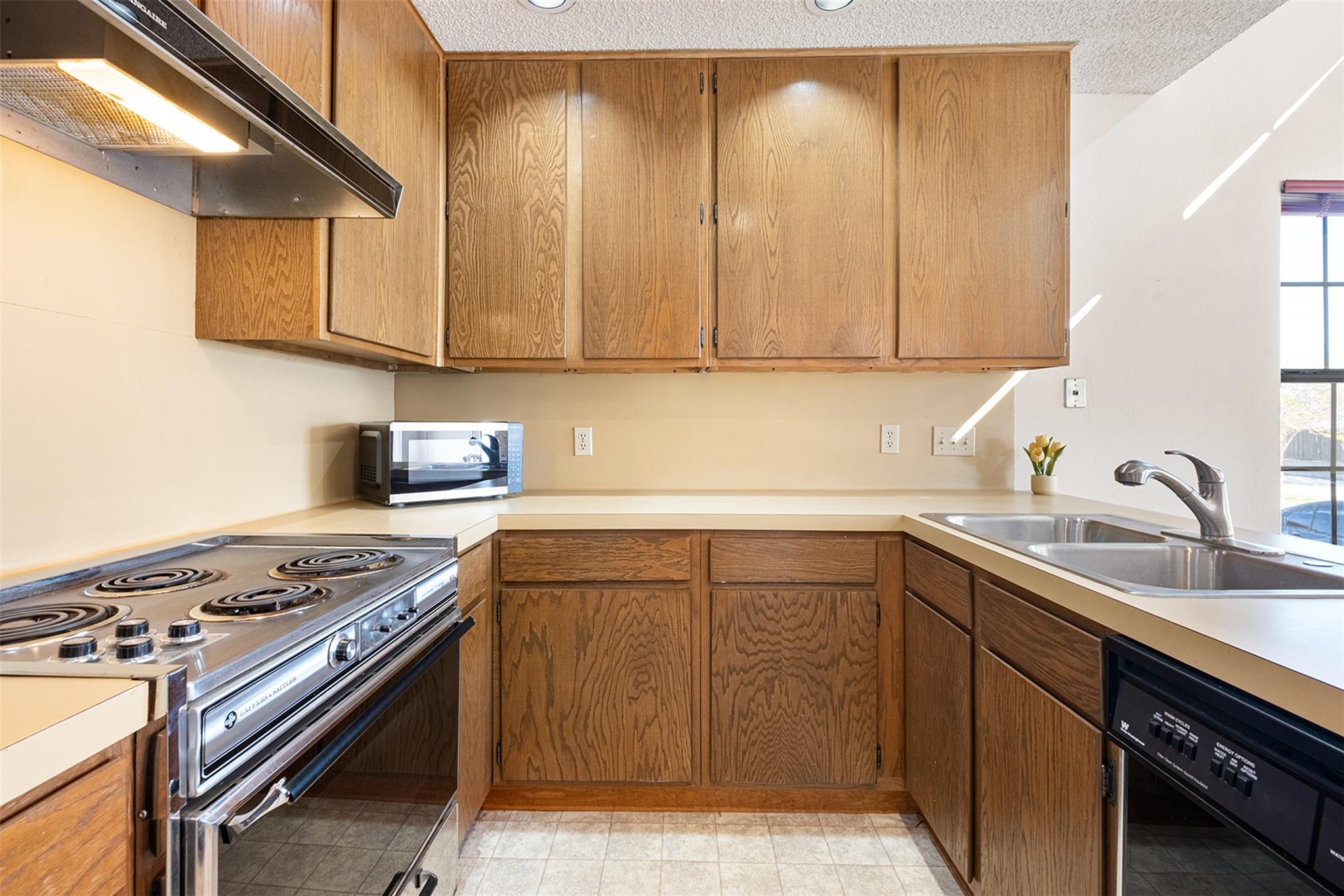 1748 Ohlen Road Austin TX 78757