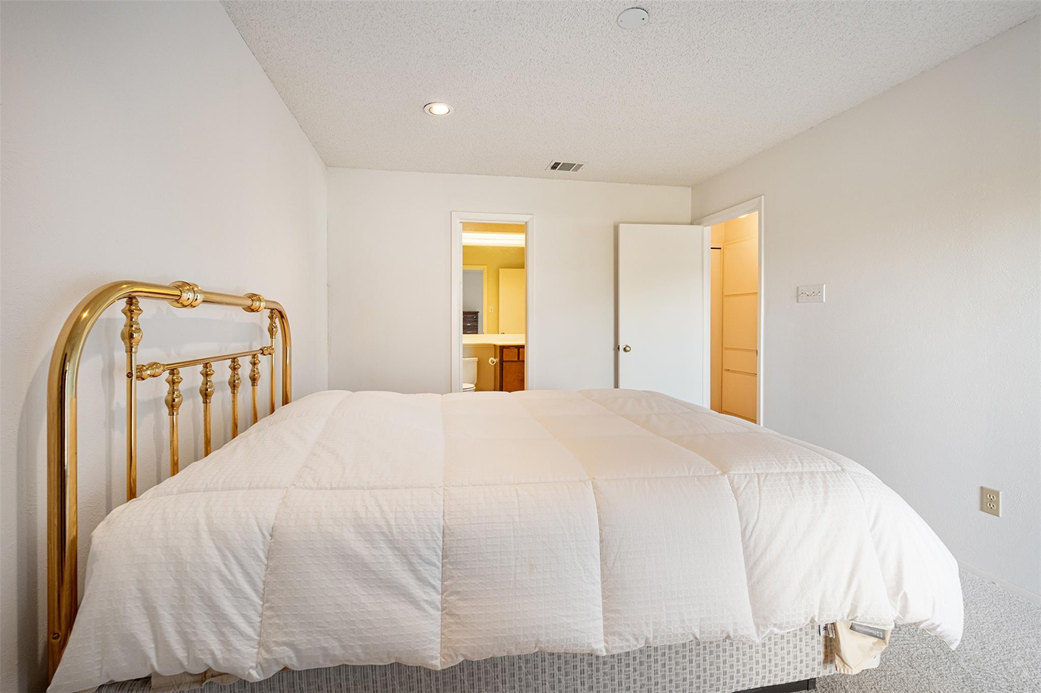 1748 Ohlen Road Austin TX 78757