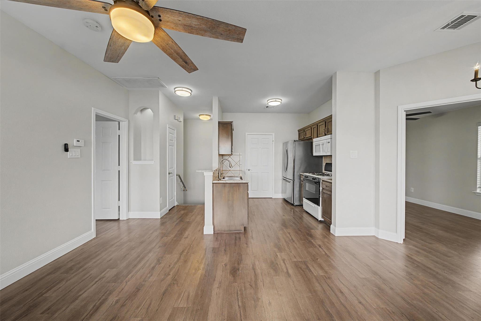 1481 Old Settlers Boulevard Round Rock TX 78664