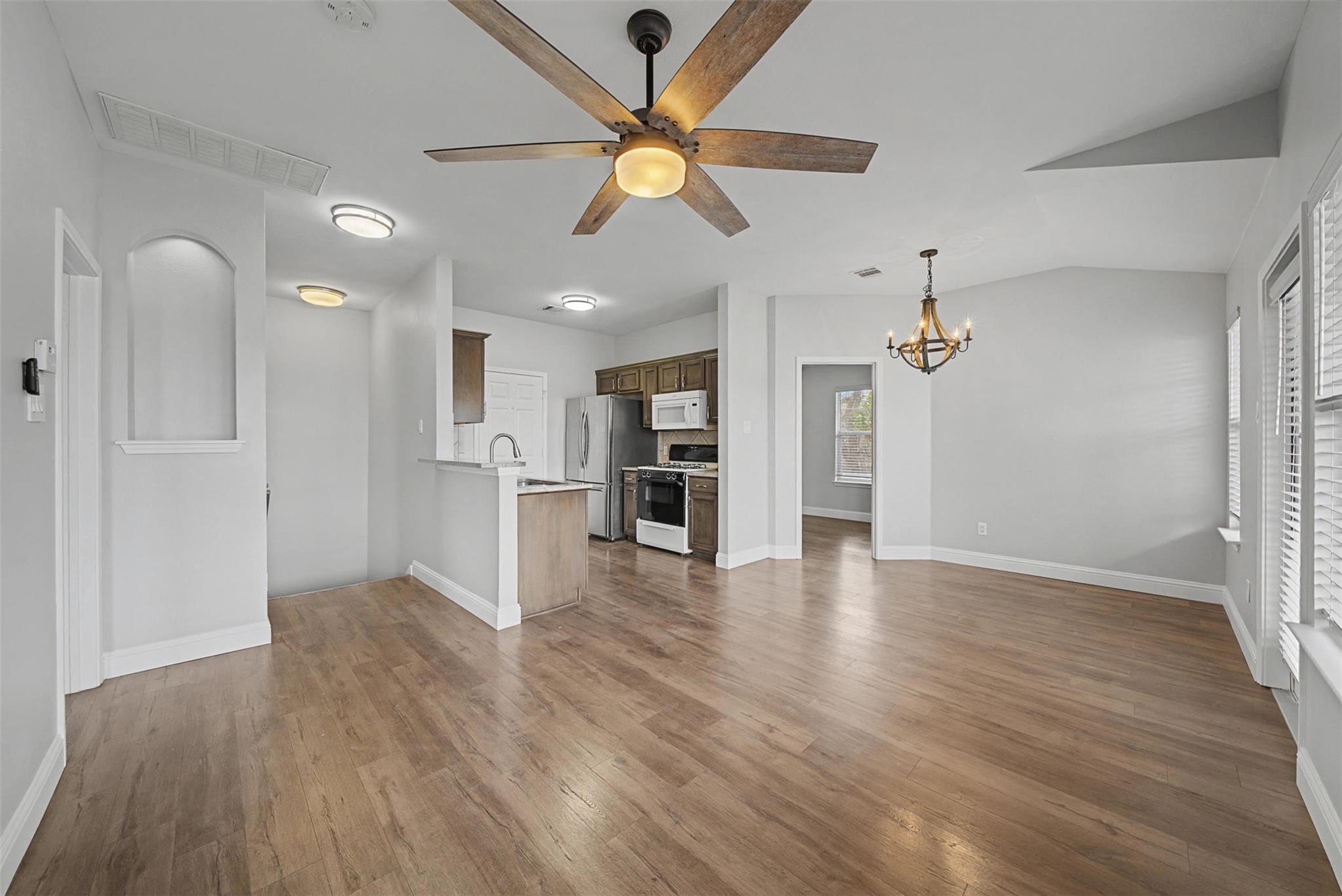 1481 Old Settlers Boulevard Round Rock TX 78664