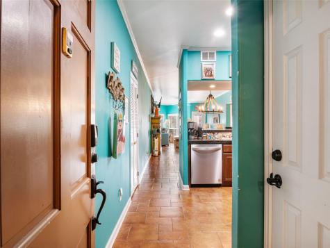 401 W Lincoln Street New Braunfels TX 78130
