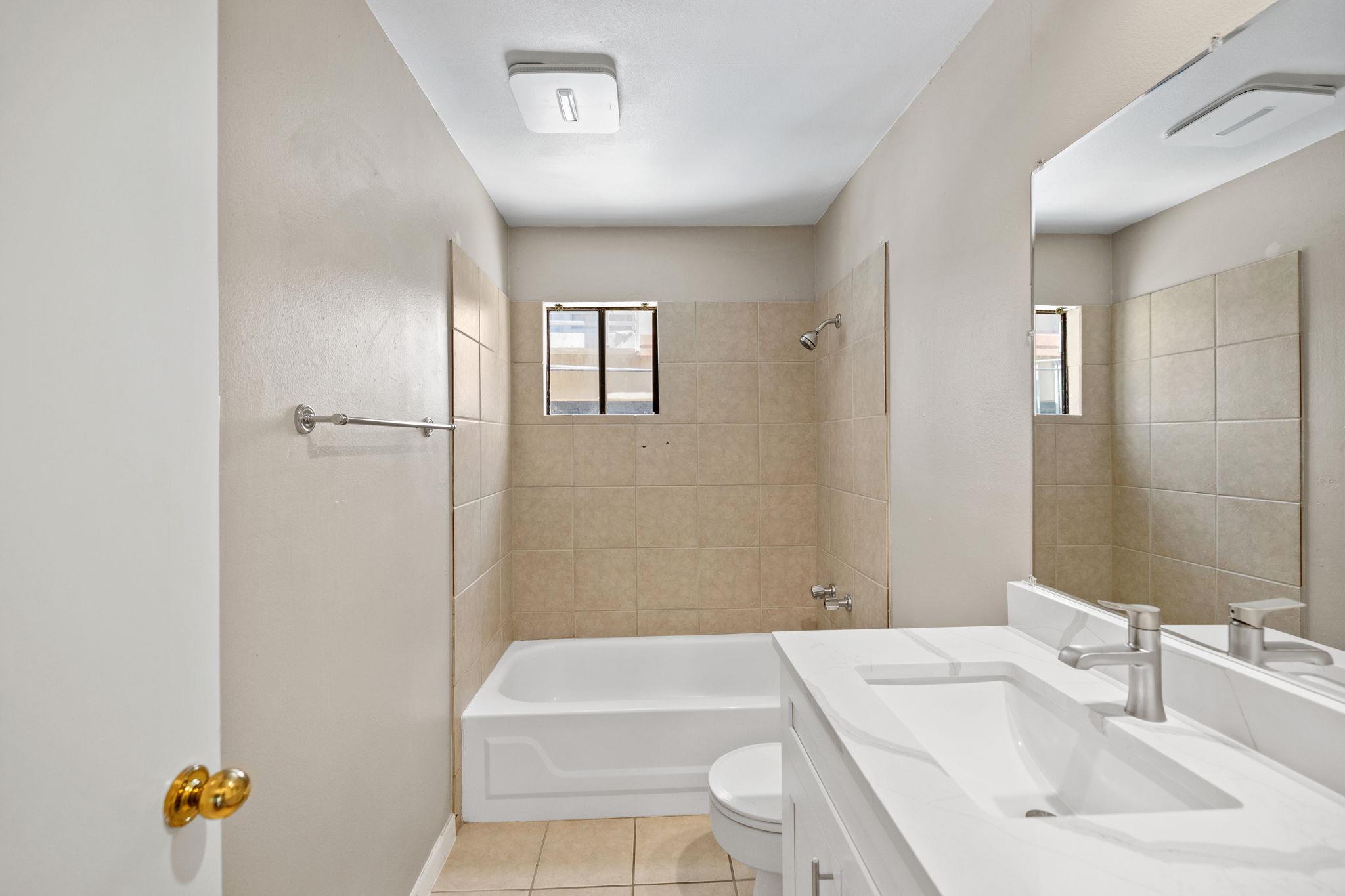 712 Graham Place Austin TX 78705