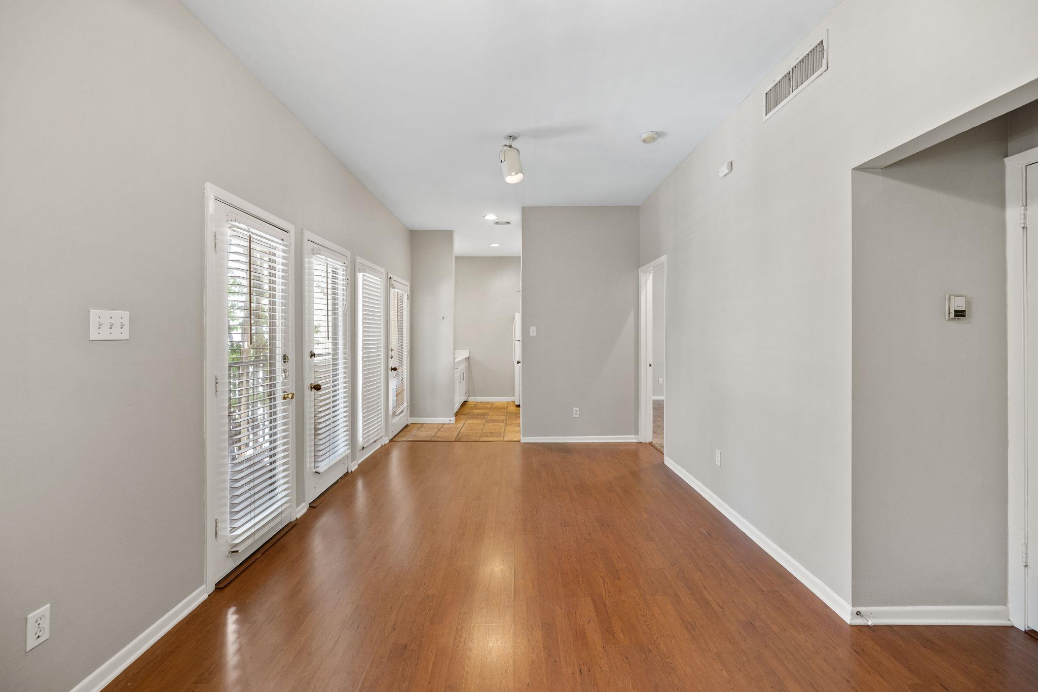 712 Graham Place Austin TX 78705