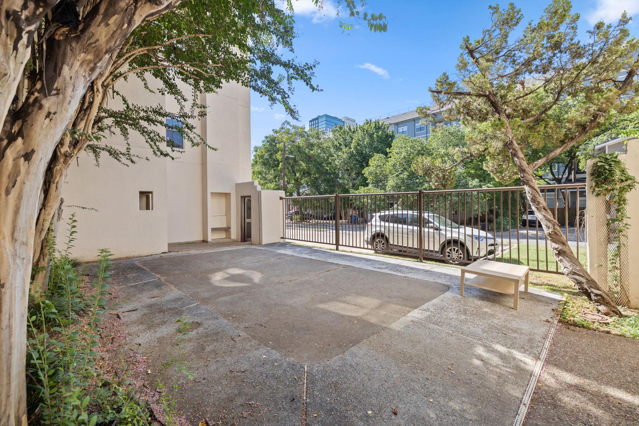 712 Graham Place Austin TX 78705