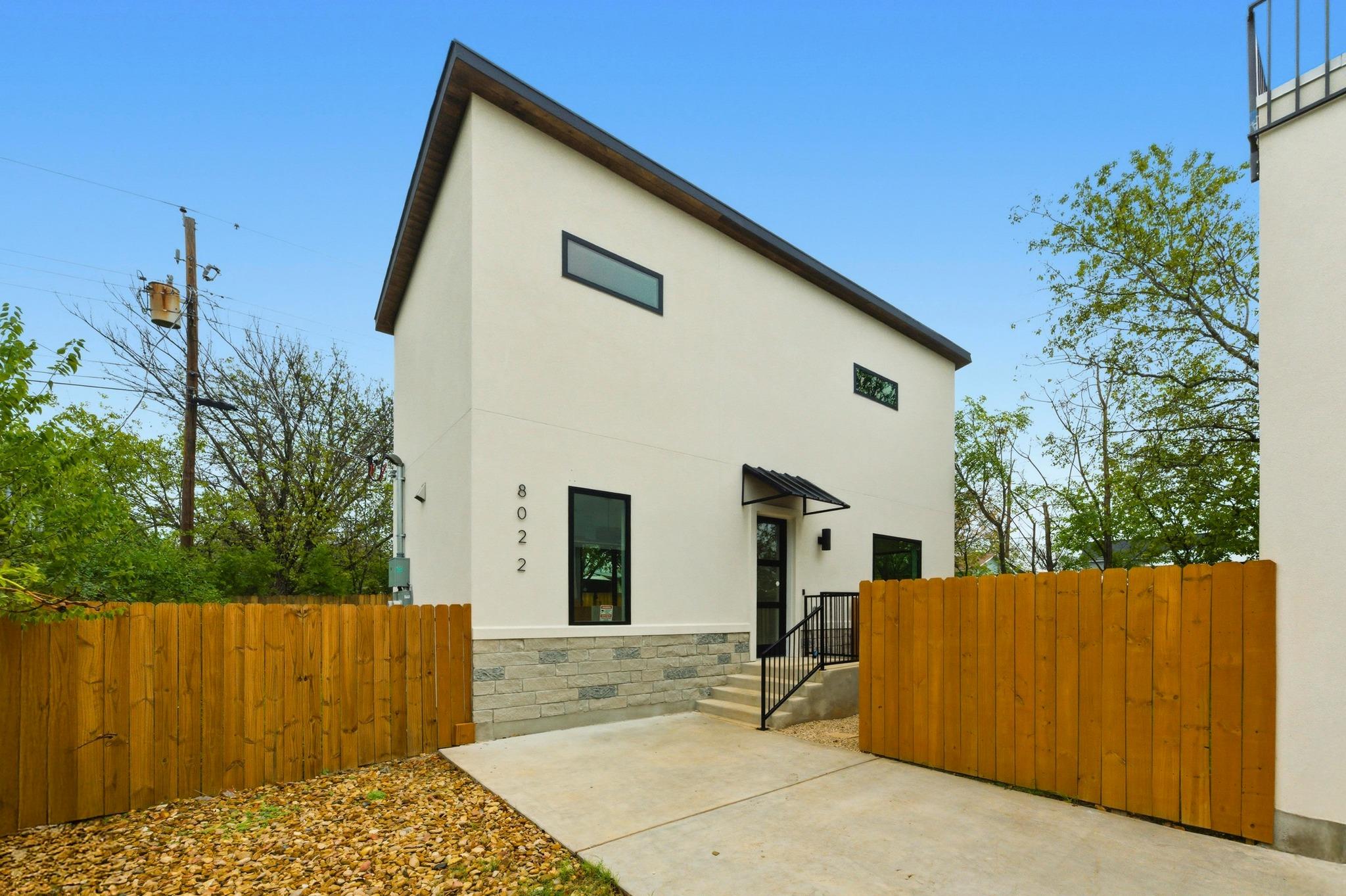 802 Philco Drive Austin TX 78745
