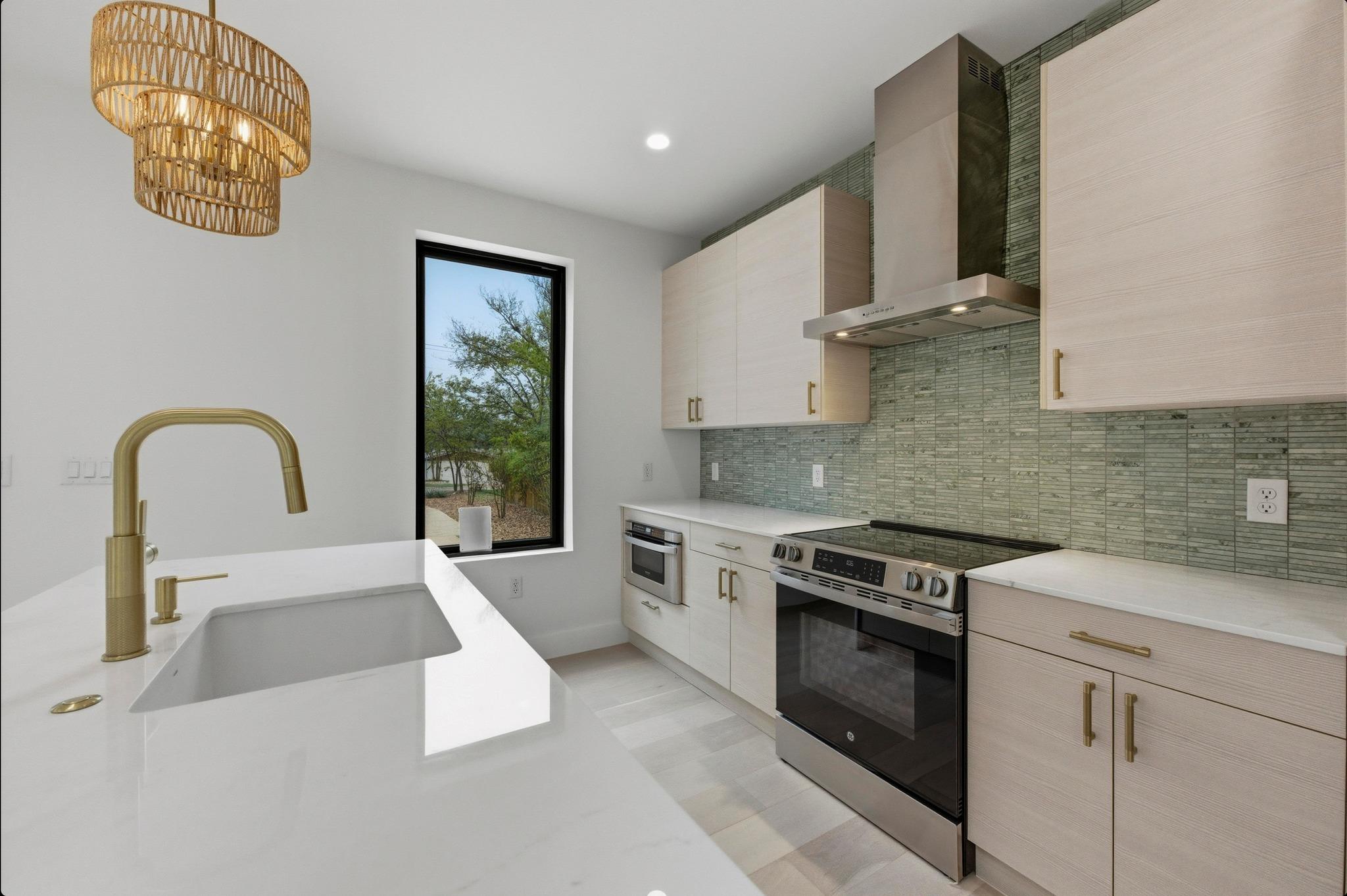 802 Philco Drive Austin TX 78745