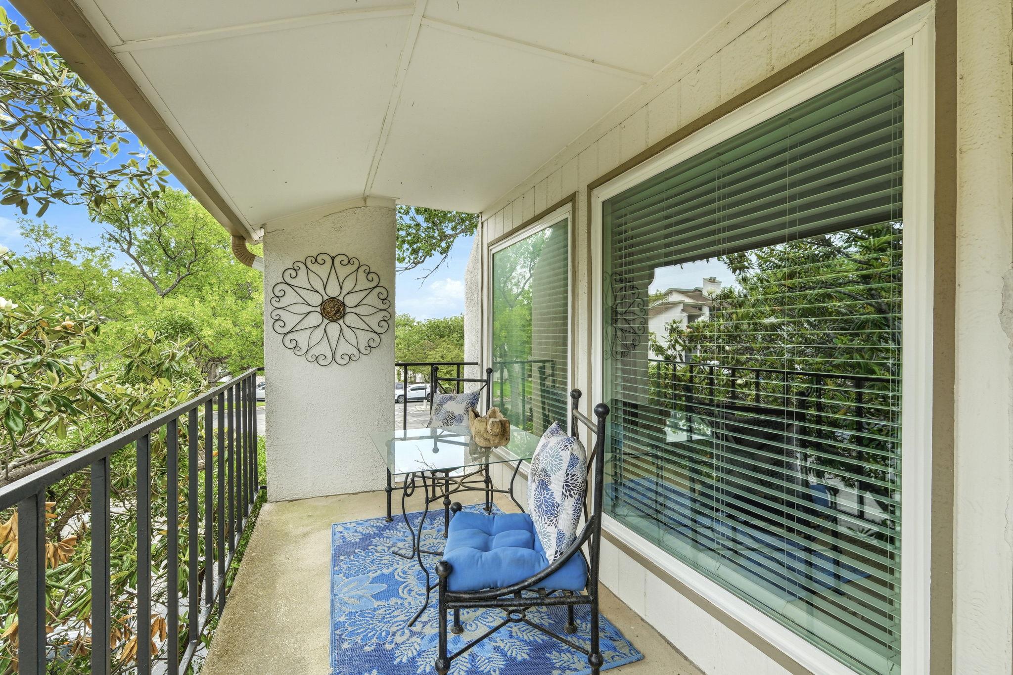 6910 Hart Lane Austin TX 78731