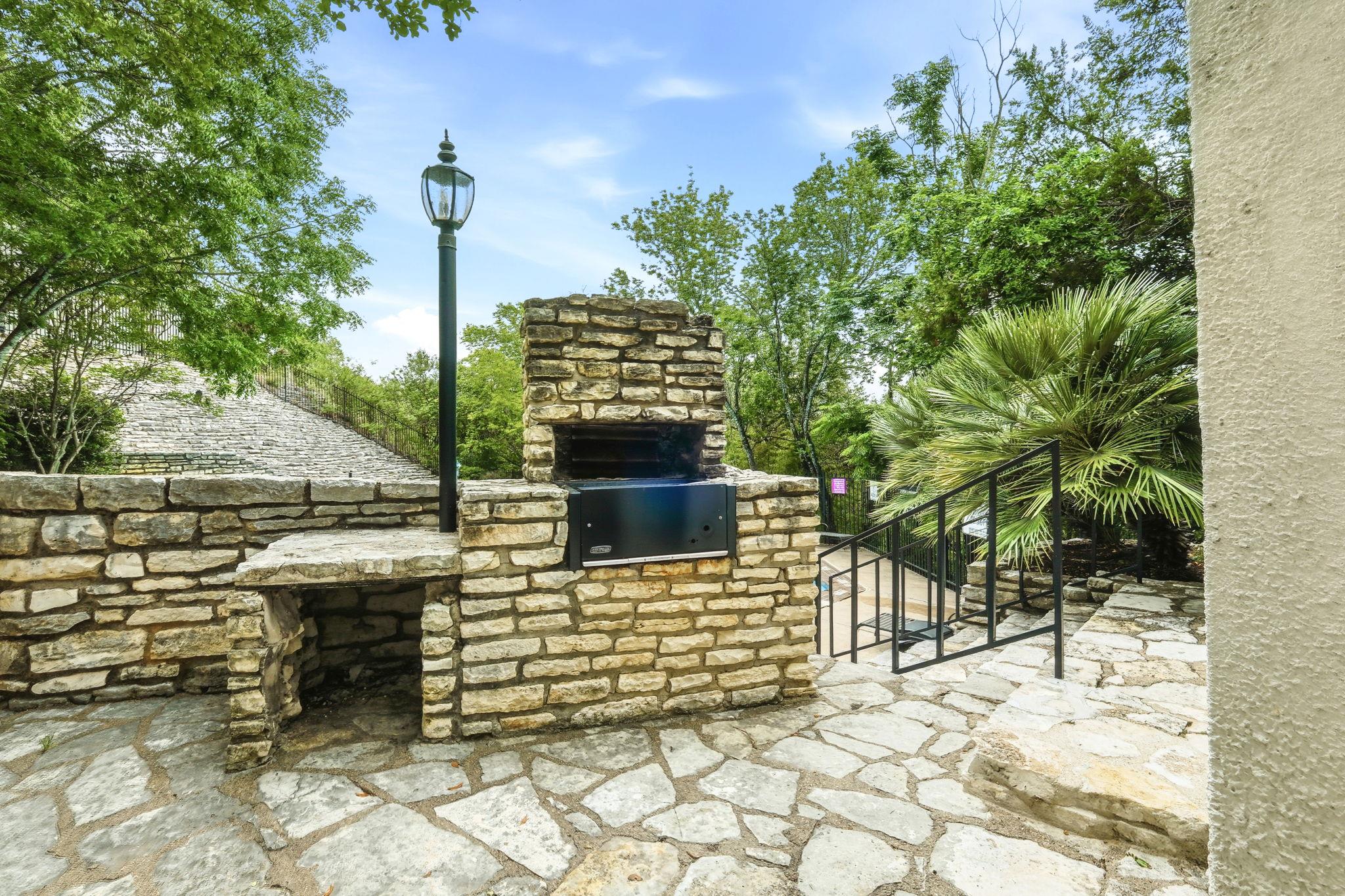 6910 Hart Lane Austin TX 78731