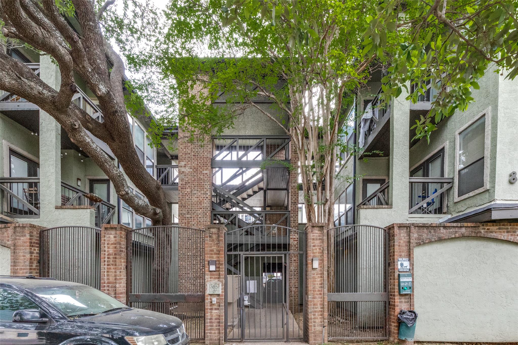 807 W 25th Street Austin TX 78705