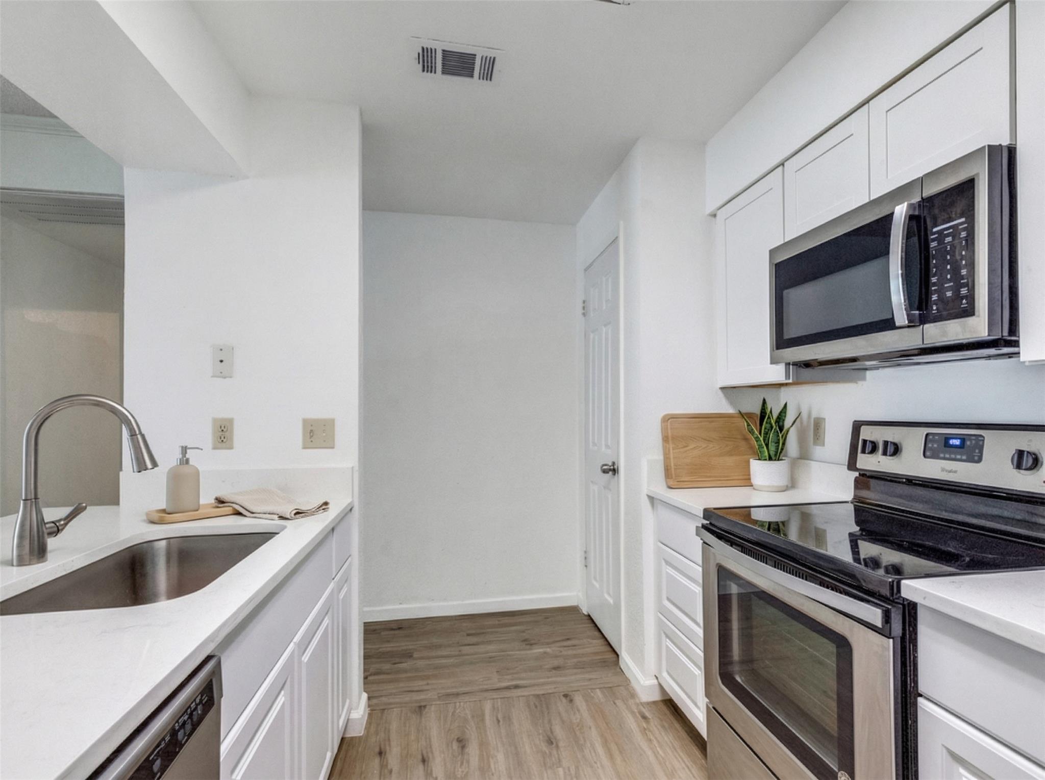 807 W 25th Street Austin TX 78705