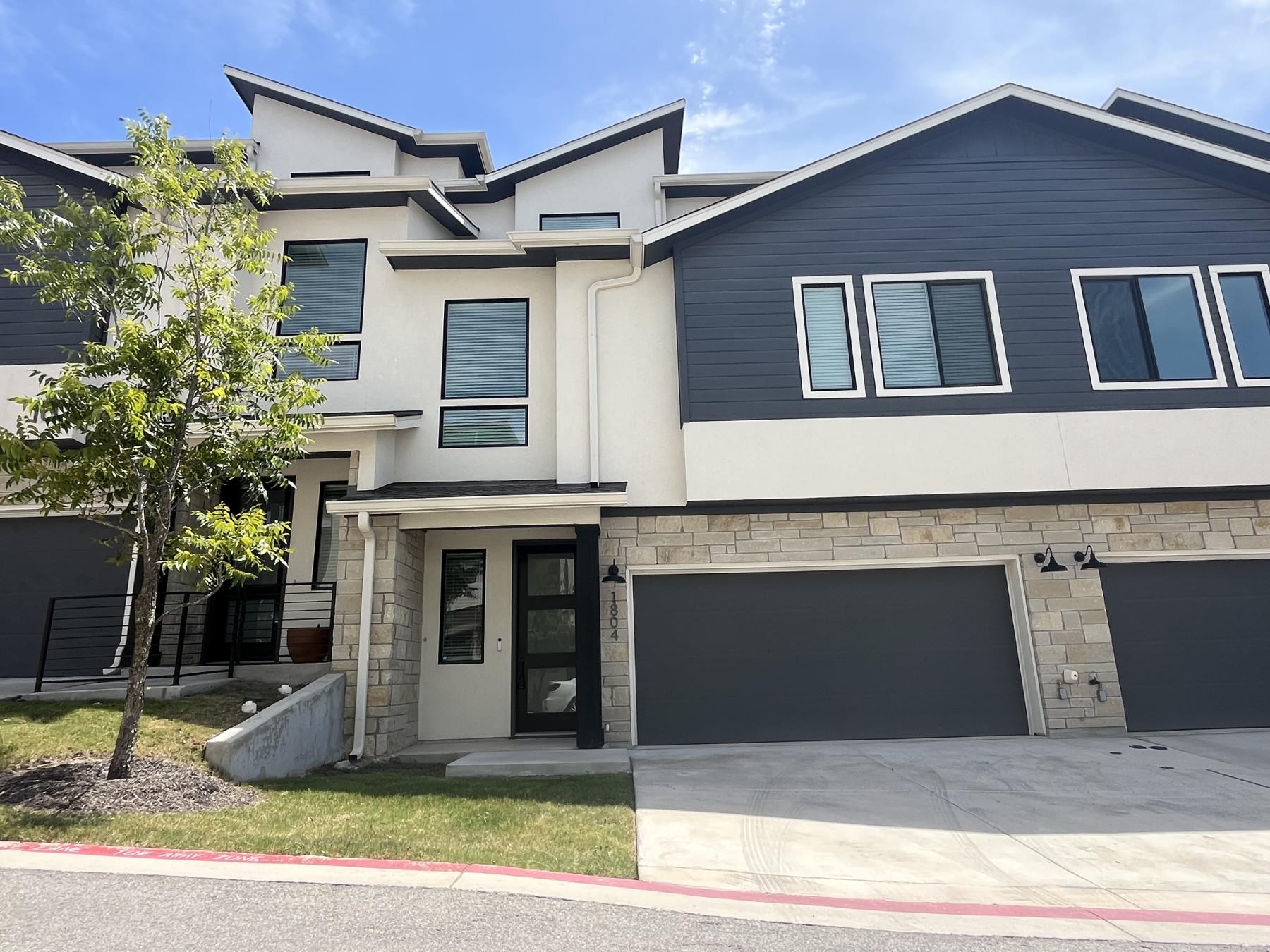 2050 Lohmans Spur Lakeway TX 78734