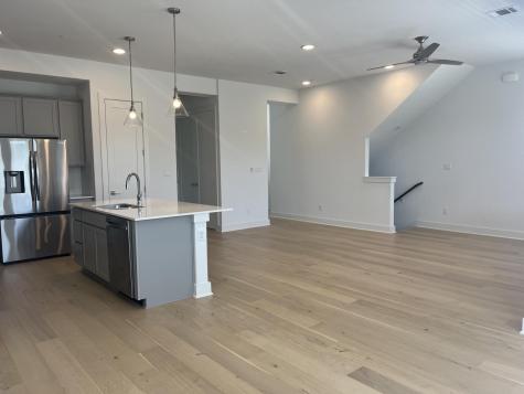 2050 Lohmans Spur Lakeway TX 78734