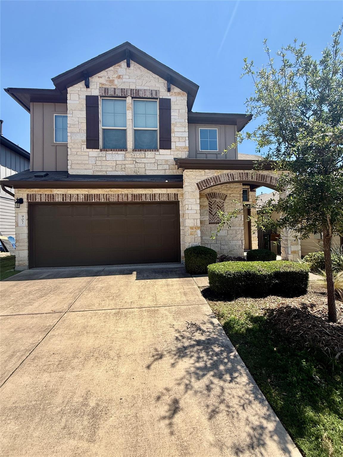 907 Sleepy Dell Lane Austin TX 78748