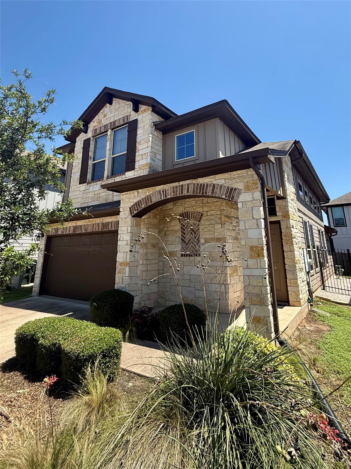 907 Sleepy Dell Lane Austin TX 78748