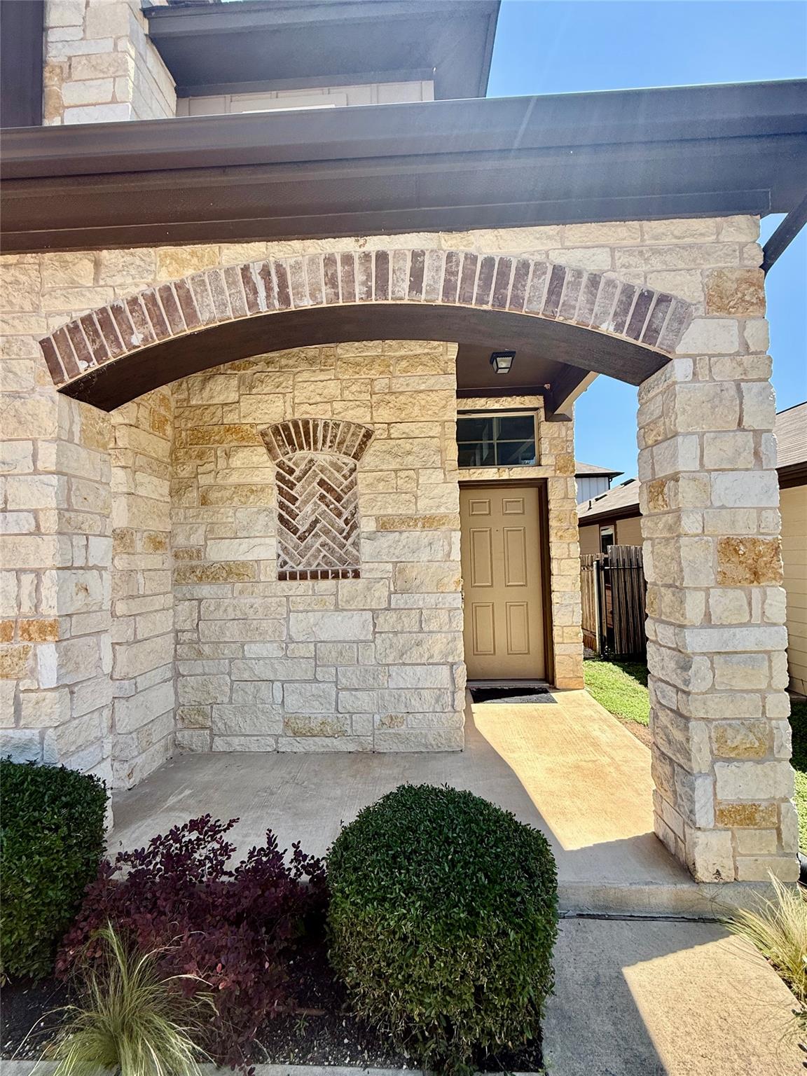 907 Sleepy Dell Lane Austin TX 78748