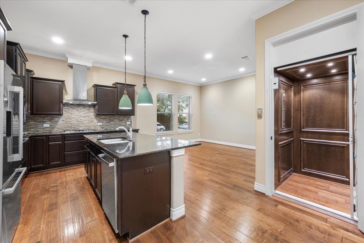 1009 Highknoll Lane Georgetown TX 78628
