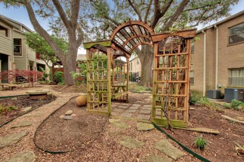 2104 Cullen Avenue Austin TX 78757