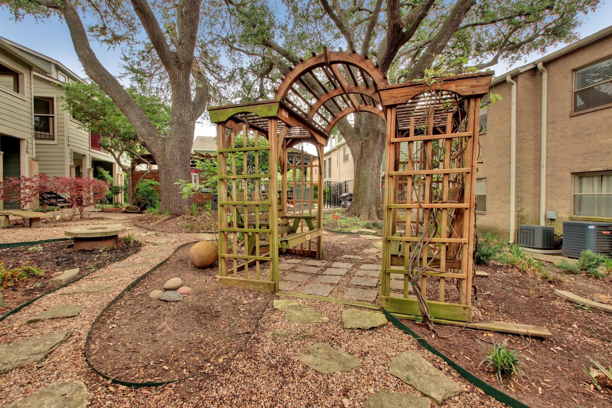 2104 Cullen Avenue Austin TX 78757