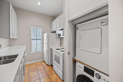 712 Graham Place Austin TX 78705
