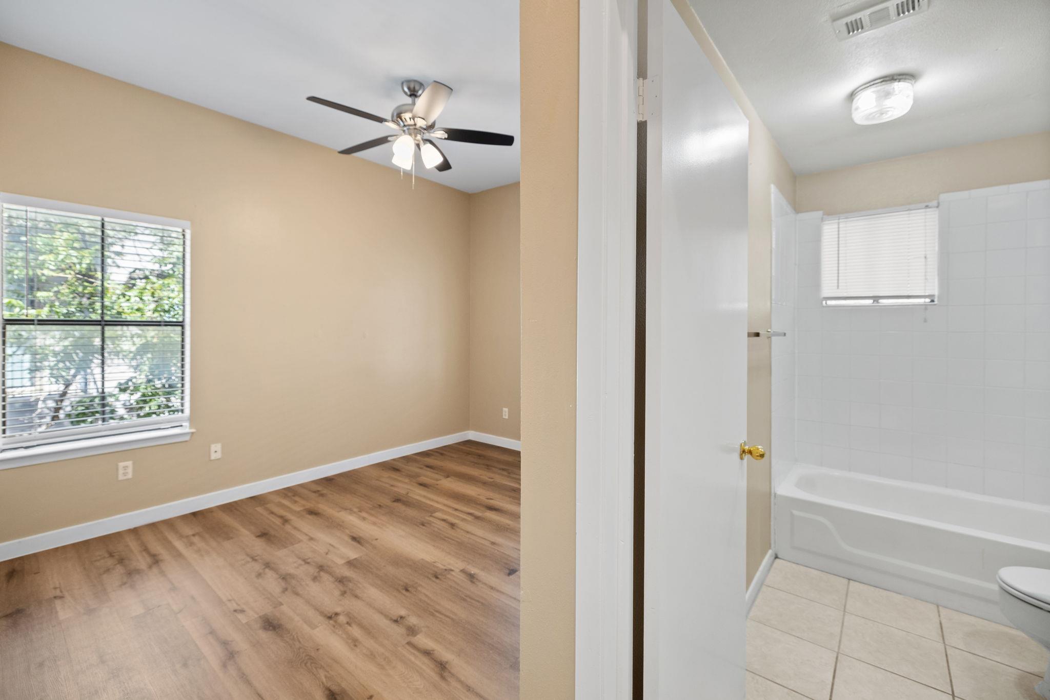712 Graham Place Austin TX 78705