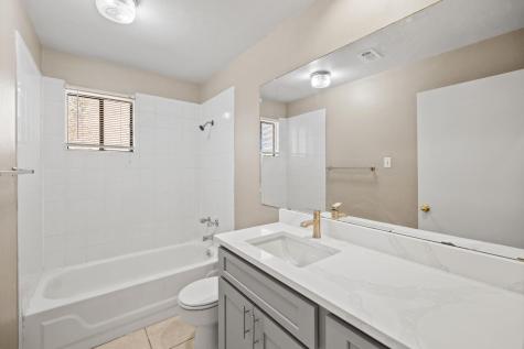 712 Graham Place Austin TX 78705