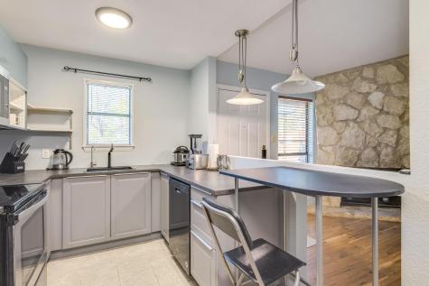 4307 1st Street S Austin TX 78745