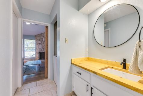 4307 1st Street S Austin TX 78745