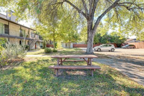 4307 1st Street S Austin TX 78745