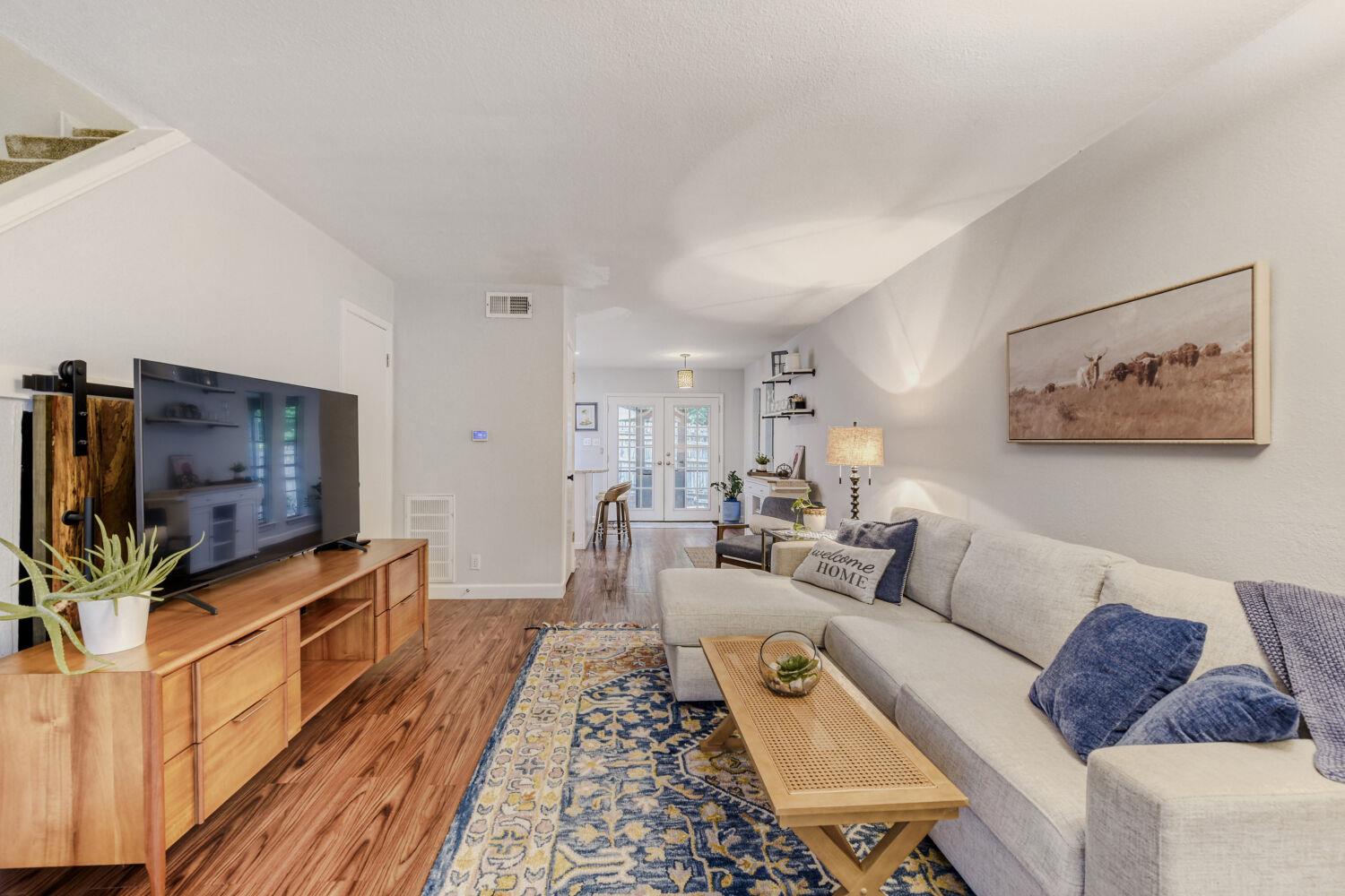 1912 Lightsey Road Austin TX 78704