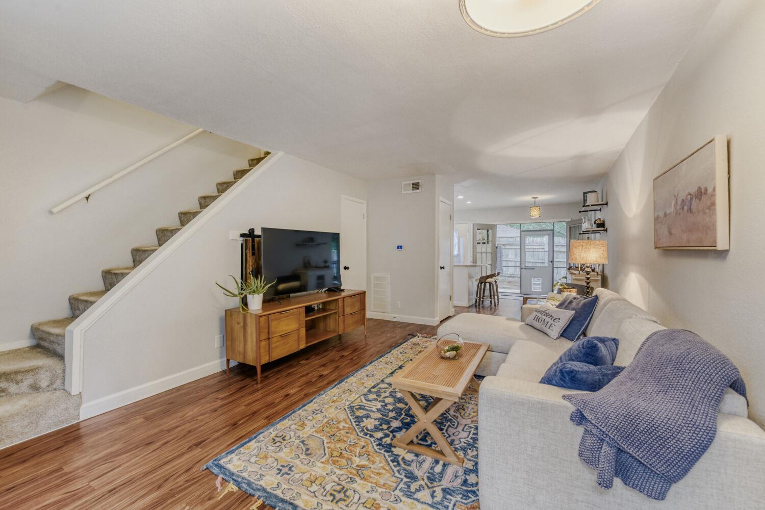 1912 Lightsey Road Austin TX 78704
