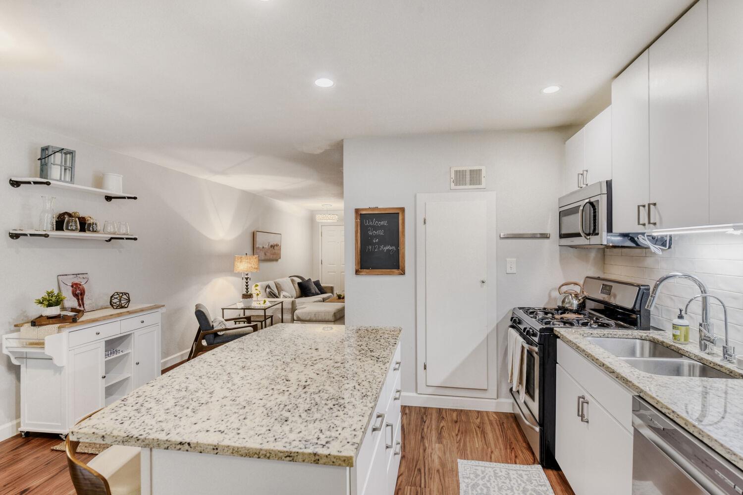 1912 Lightsey Road Austin TX 78704