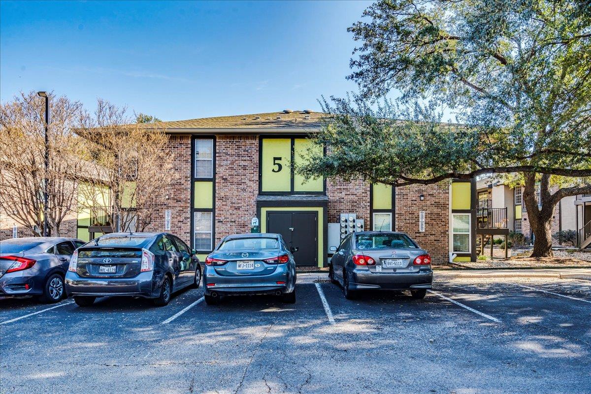7685 Northcross Drive Austin TX 78757