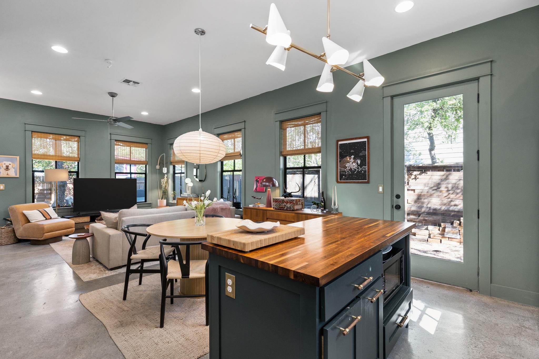 903 Mansell Avenue Austin TX 78702