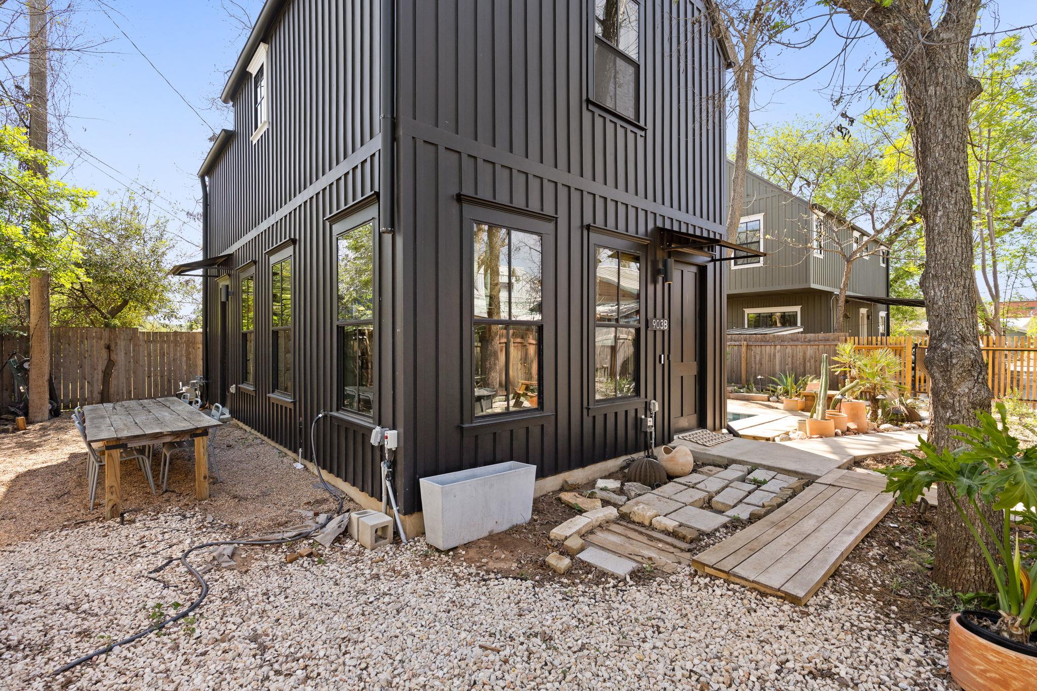 903 Mansell Avenue Austin TX 78702