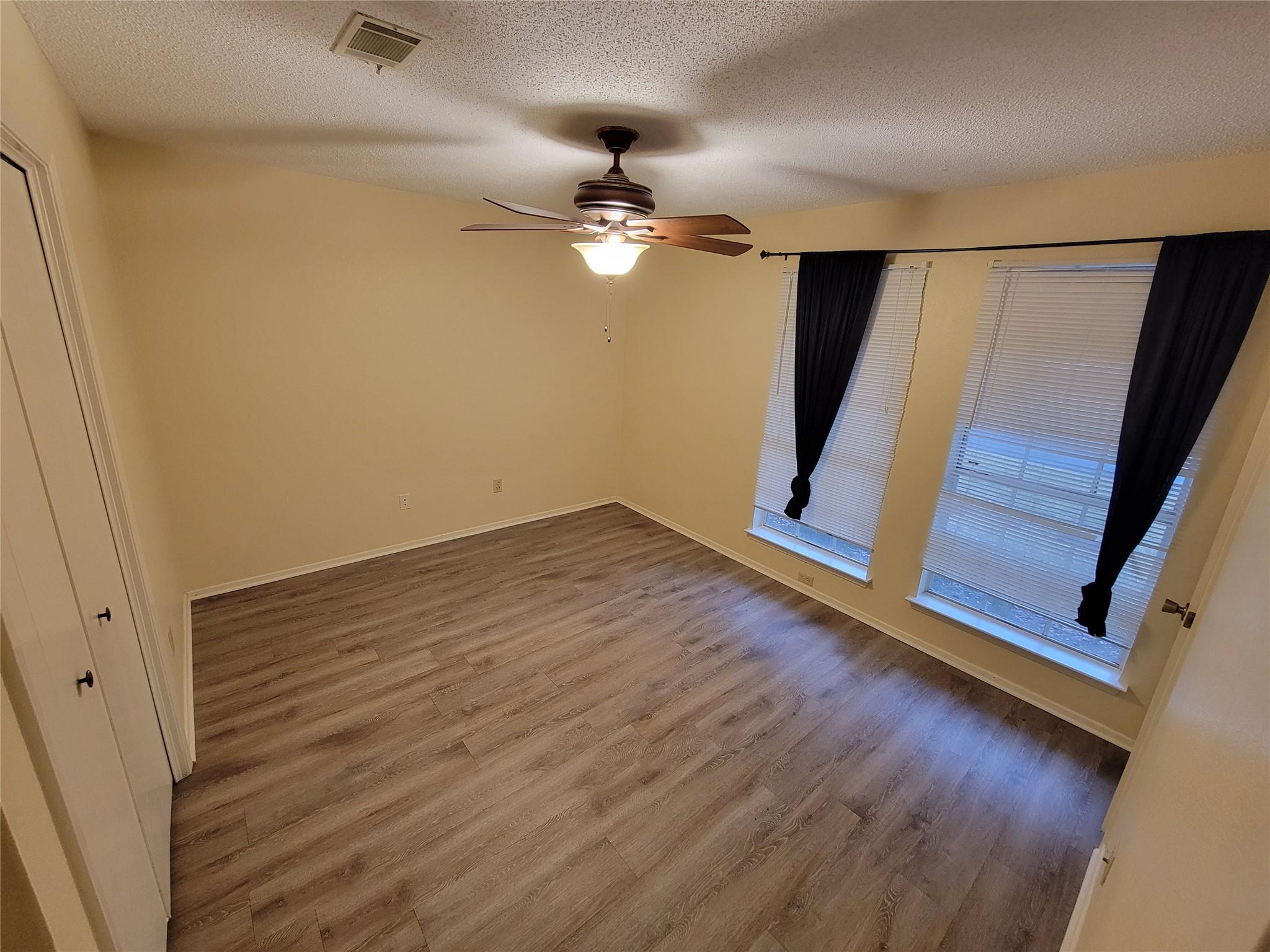 1015 E Yager Lane Austin TX 78753