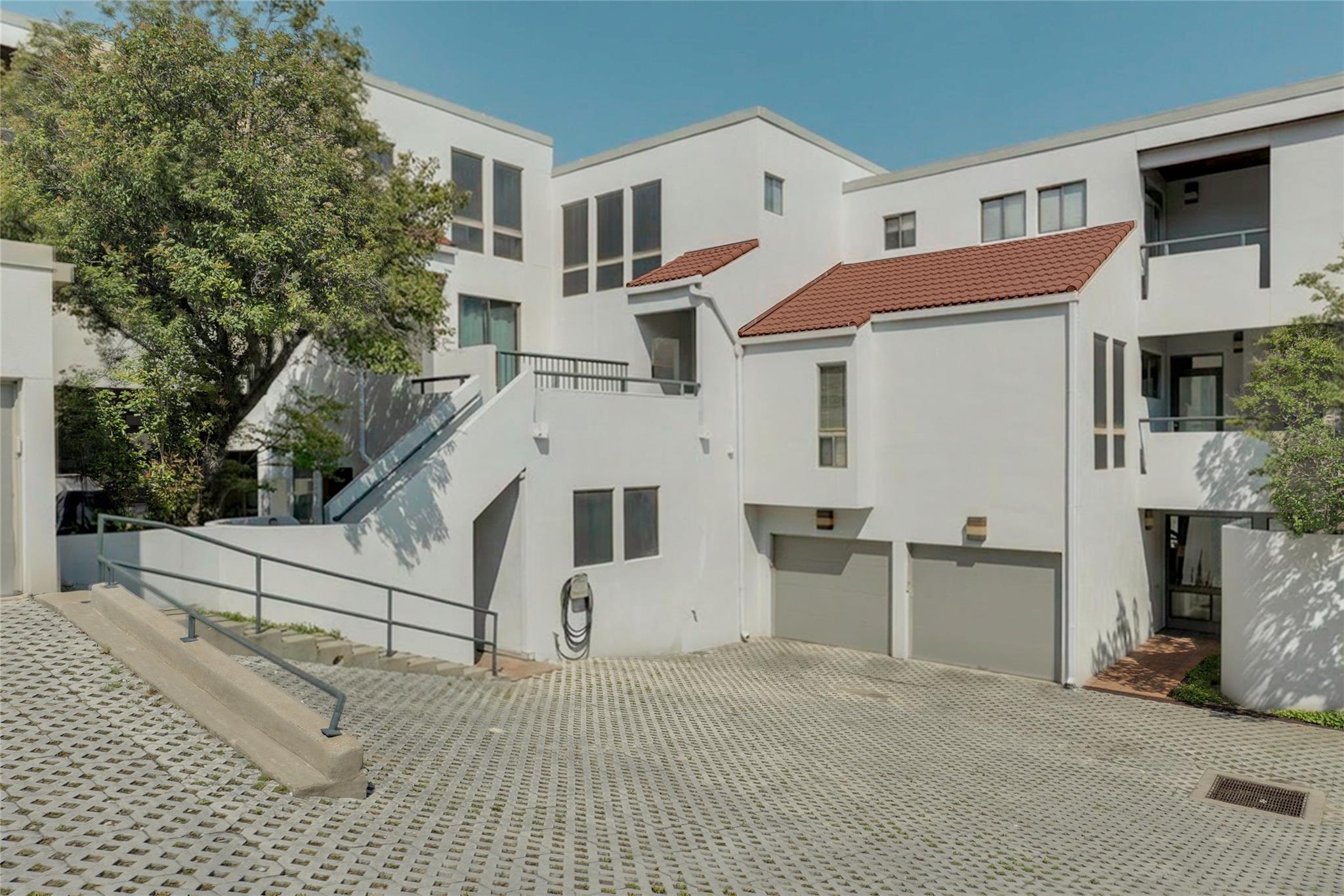 1735 Spyglass Drive Austin TX 78746